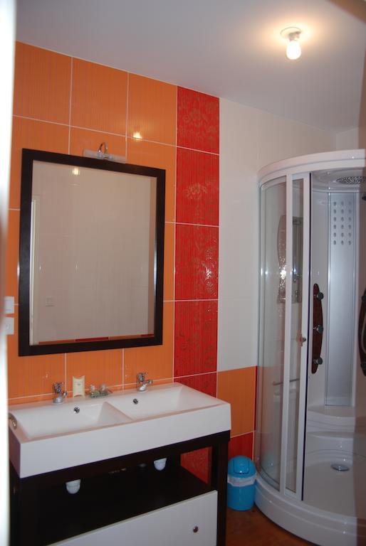Chambres D'Hotes Larrey オーディニヨン 部屋 写真